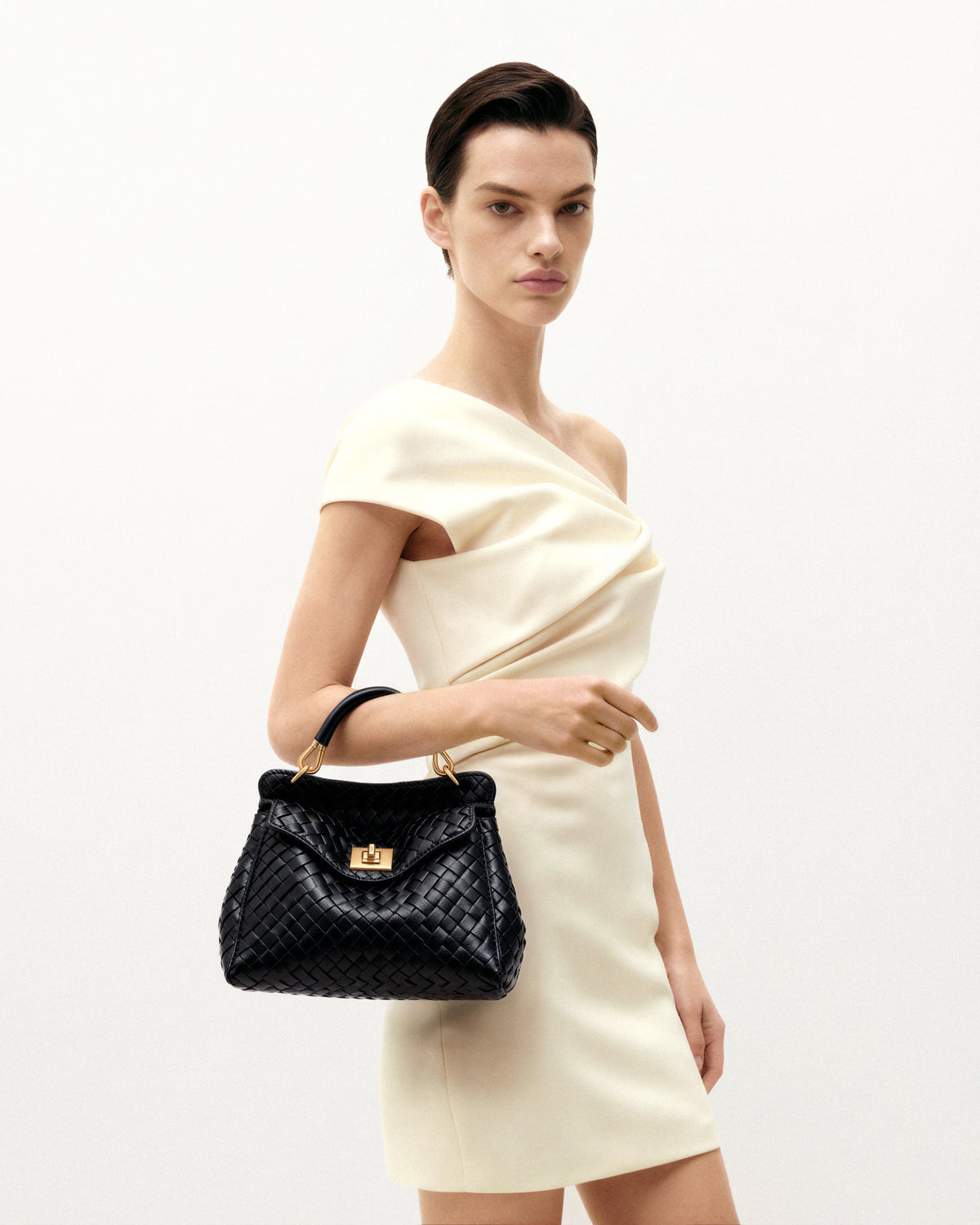 Lucia Collection
