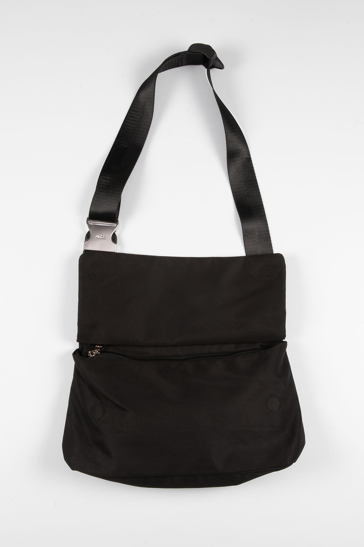 Club Crossbody